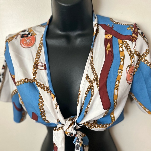 Shein colorblock chain print tie front top - Picture 3 of 4